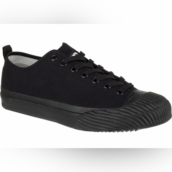 NWT Vibram Fronteer Ranger Lo. Men’s size 9.5. Black suede like uppers. - Picture 1 of 7